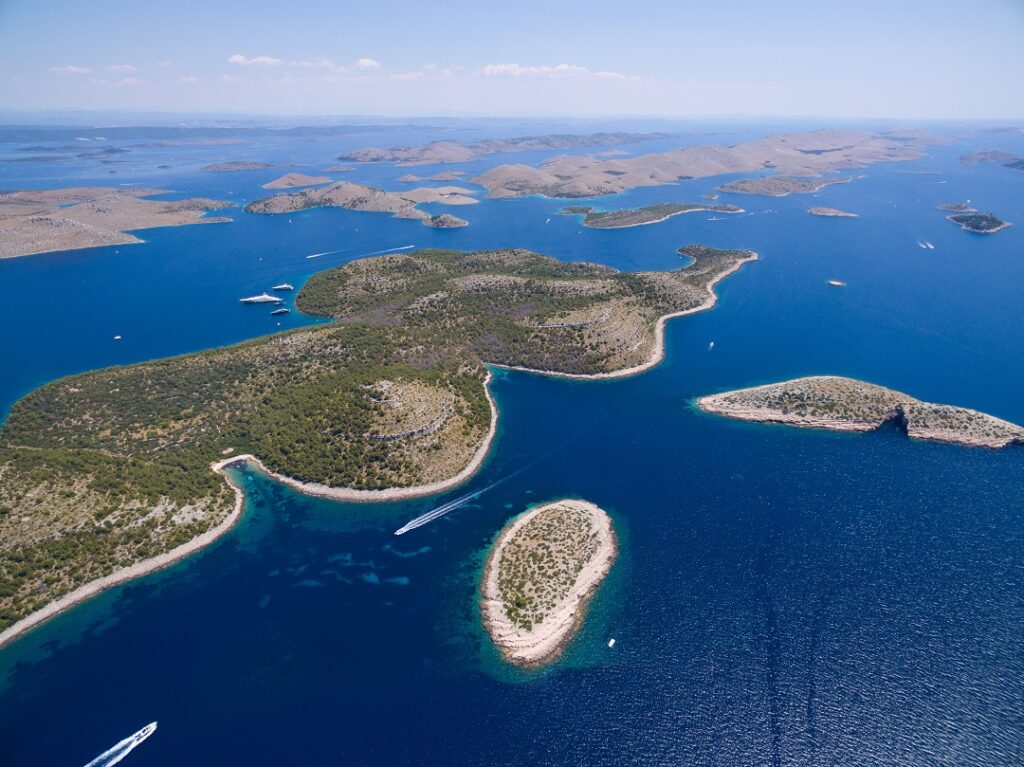 Vogelperspektive der Kornati-Inseln, Kroatien