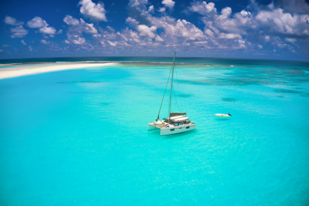 Caribbean Island Hopping by Boat - The Bahamas