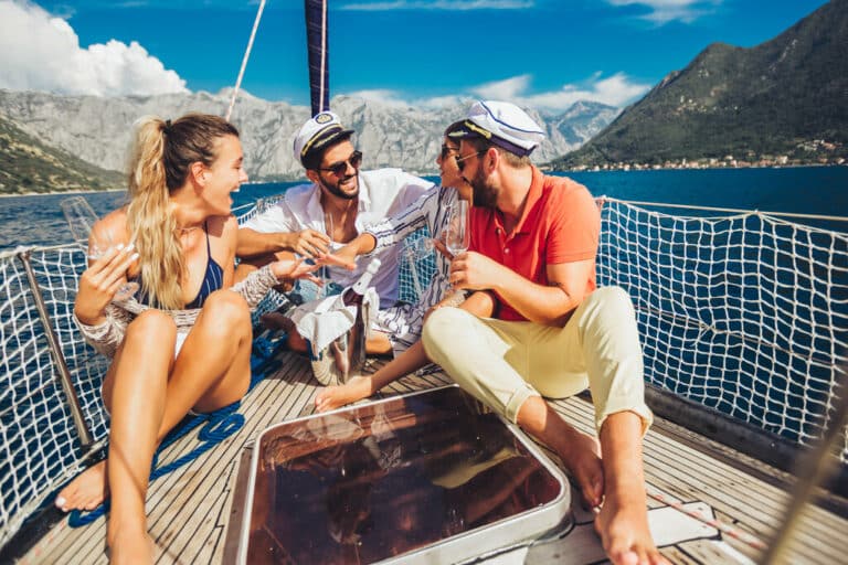 Friends on a boat | Sebastus Sailing