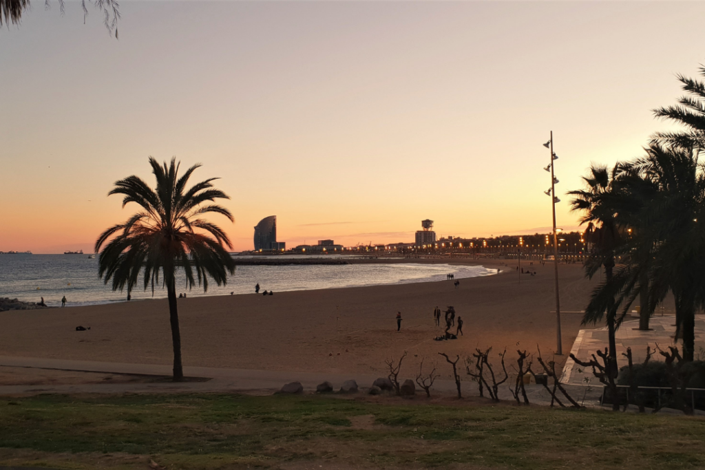 This image has an empty alt attribute; its file name is Spanish-coast-sebastus-2-1024x683.png