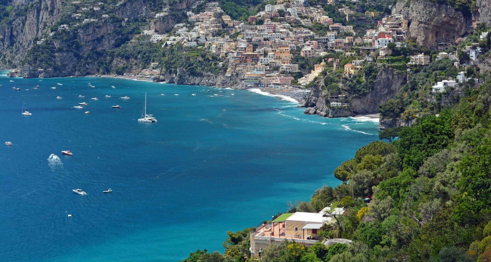 italienische Stadt am Wasser